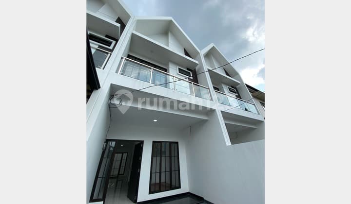 DIJUAL RUMAH MERUYA JAKARTA BARAT 4X16M2 HARGA 1,87M