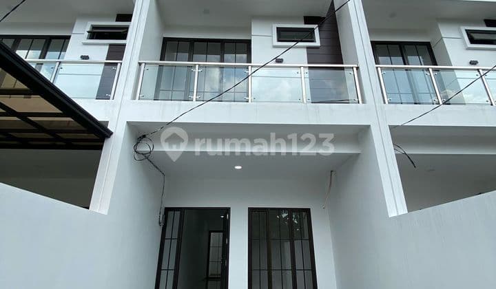 DIJUAL RUMAH MERUYA 4X16M² HARGA 1,87M