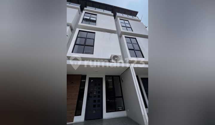 Dijual Rumah Meruya Jakarta Barat 4X10 4 Lantai 1,15M