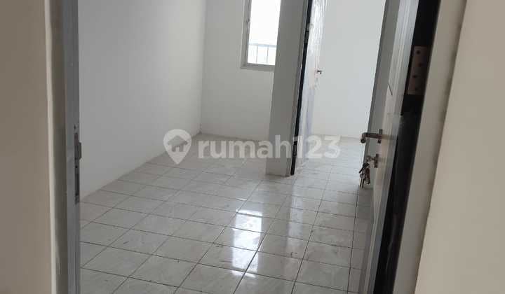 2 BR Apartment Gunawangsa Gresik