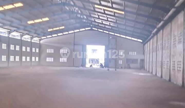 Large Warehouse for Rent in Tangerang
