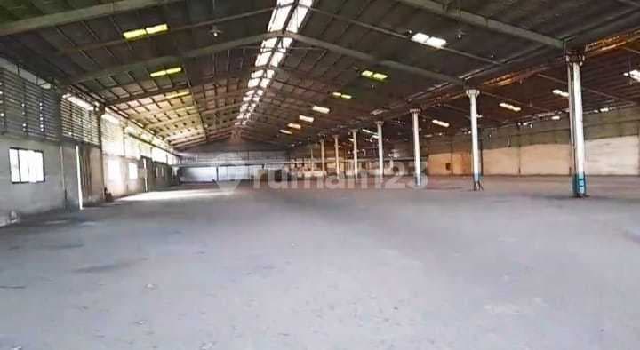 Warehouse, 1 story, in Serang, 3 km from Ciujung Toll.