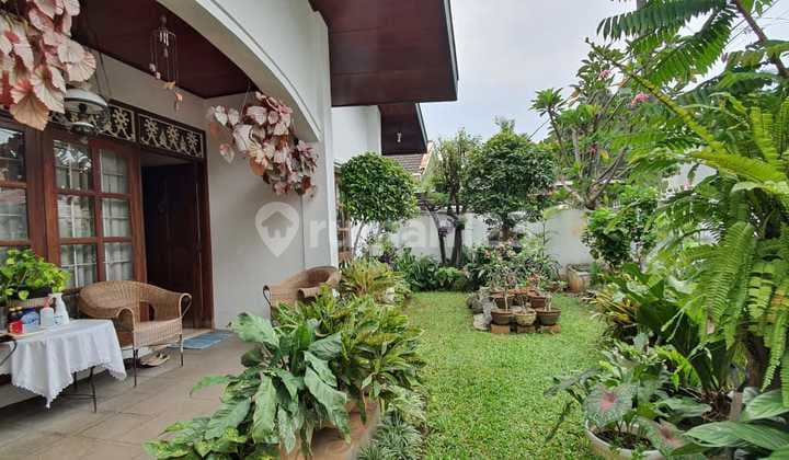 Radio Dalam Kebayoran Baru Jakarta Selatan