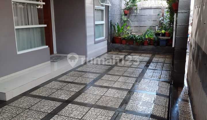 Rumah 3 Lantai Siap Huni Sayap Moh.toha