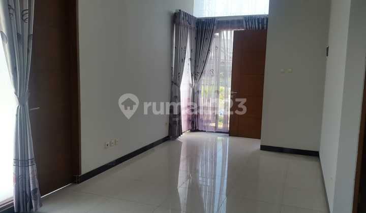 Rumah Manis Hook Siap Huni Cikoneng