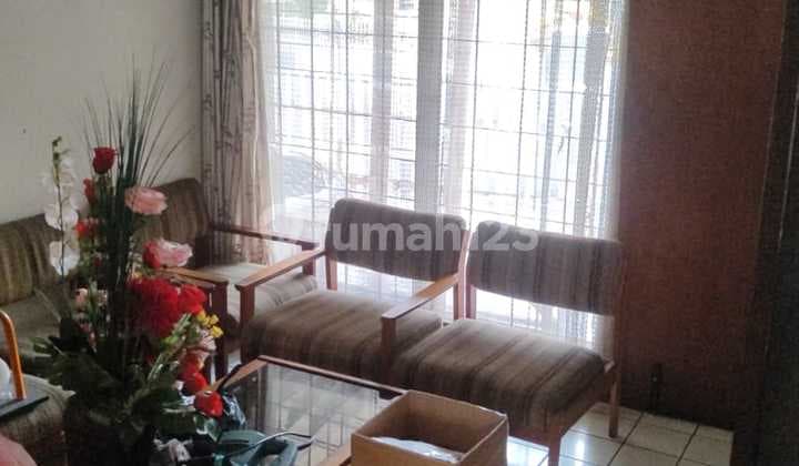 Beautiful, Ready-to-occupy House. Sayap Sukajadi