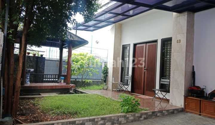 Rumah Hook Asri dan Nyaman Sayap Bkr