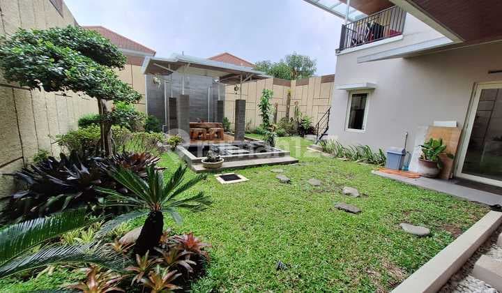 Rumah Modern Minimalis Kota Baru Parahyangan