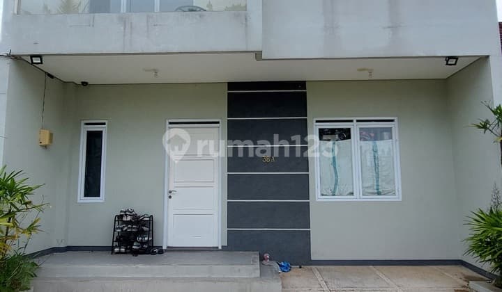 Rumah Bagus Terawat di Kawasan Sejuk Sayap Setiabudi Kota Bandung, Jual Cepat Harga Murah