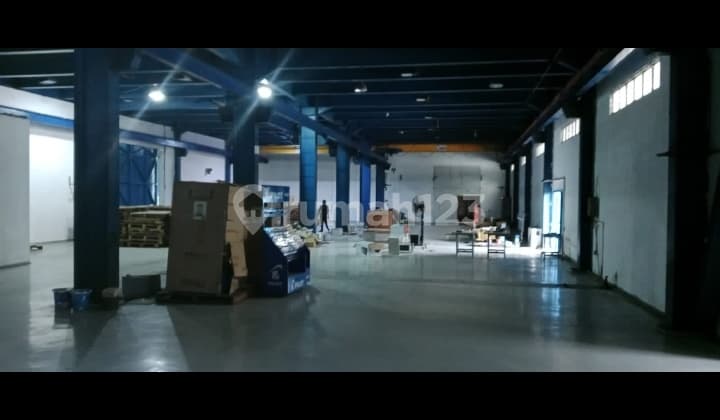 Sewa Gudang (1.2 Milyar) 2011.0 M² Unfurnished SHM di Sunter