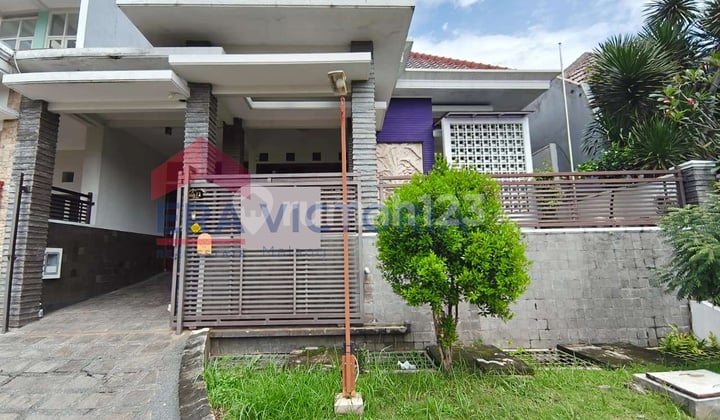 Rumah Full Furnished Dalam Perumahan Tenang Dekat Umm & Batu