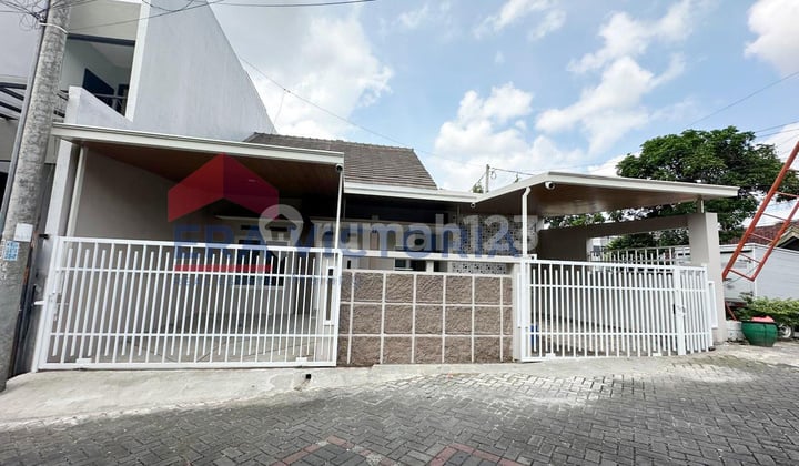 Jual Rumah Lokasi Strategis Dekat Kampus Polinema Kota Malang