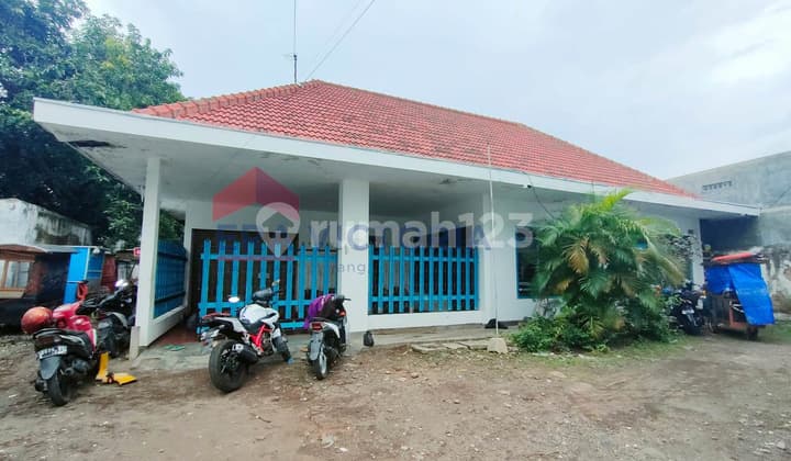 Rumah Dijual Tengah Kota Probolinggo Lahan Luas Lokasi Strategis Kawasan Ramai