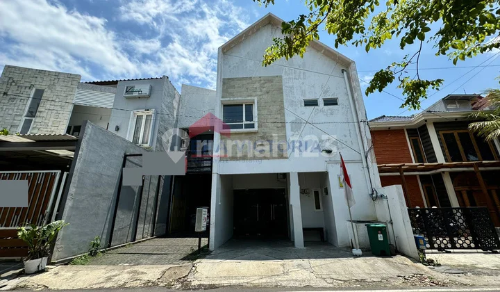 Guest House Coworking Space Daerah Tunggulwulung, Fasilitas Lengkap, 10 Kamar Tidur