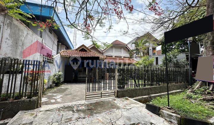 Rumah Bangunan Belanda di Gunung gunung Klojen Cocok Untuk Penginapan