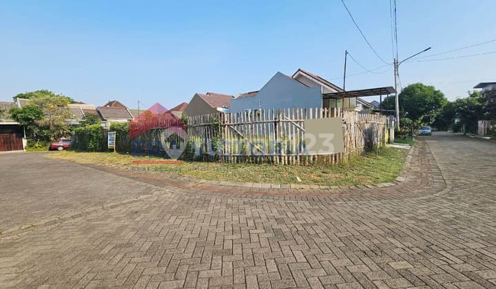 Tanah Lokasi Strategis Perumahan Premium One Gate System, Kavling Hook