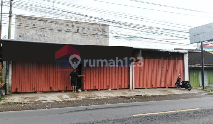 Ruko Pinggir Jalan Raya Malang-Blitar Lokasi Strategis