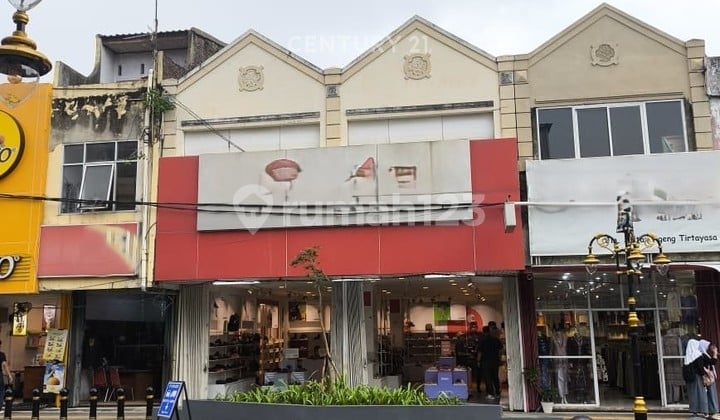 2-Storey Shop House Royal Cimuncang Suitable for Business