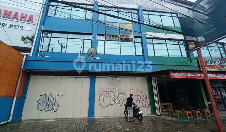 1-Story Shop House in Cibeber Suitable for Business