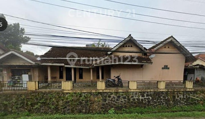 Kp Saketi Pasir Strategic Main Road Residence