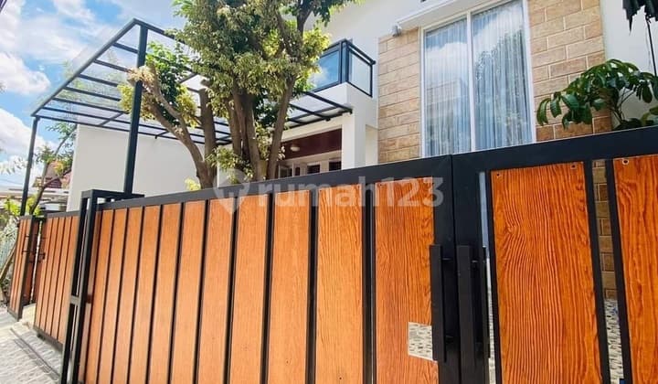 Dijual Rumah Mewah Pondok Gede