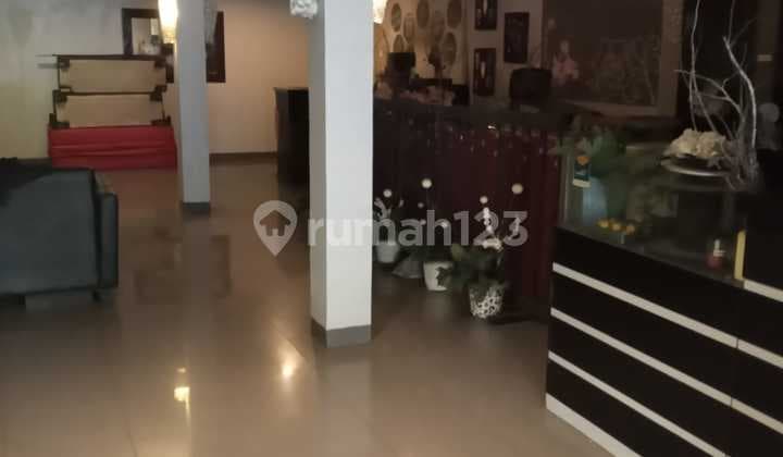 Dijual Ruko 2,5 Lantai