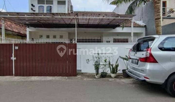 Dijual Rumah Duren Sawit, Jakarta Timur