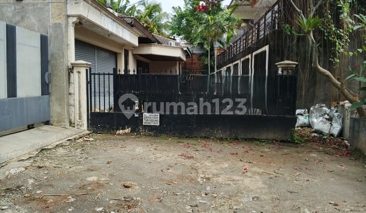 Dijual Rumah Butuh Renov di Kemang Timur, Duren Tiga, Pancoran, Jakarta Selatan