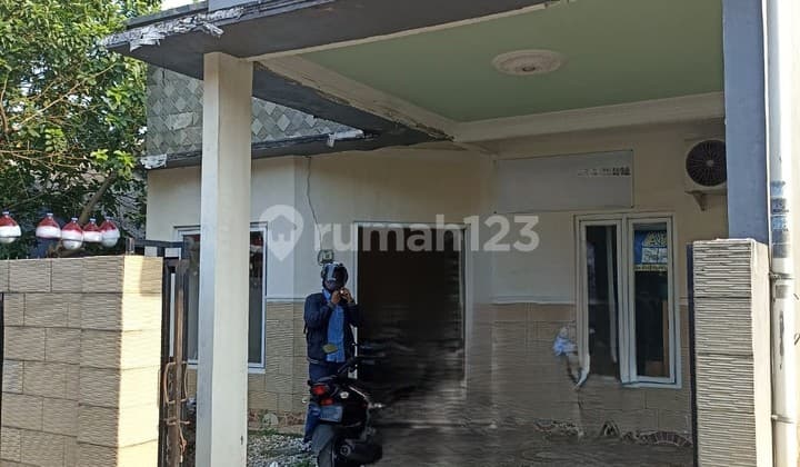 Dijual rumah dan tanah luas area hunian di Jati Murni, Pondok Melati, Bekasi, Jawa Barat