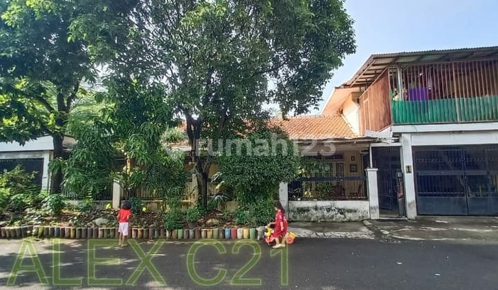 For Sale: House in Tanah Kusir Complex, South Kebayoran Lama, Kebayoran Lama, South Jakarta