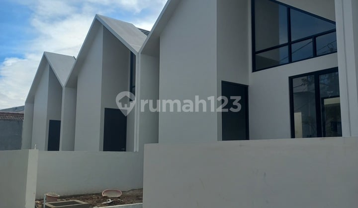 Rumah, 1 Lantai, SHM, Dekat Akses Bandara,