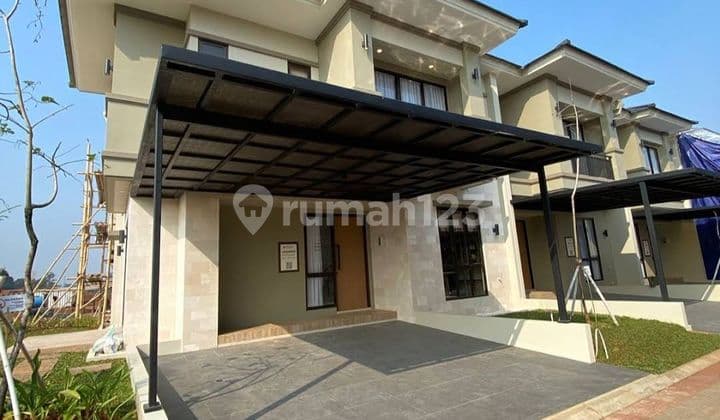 Rumah Mewah 2 Lantai di Selatan Jakarta, Dekat Pintu Tol Sawangan