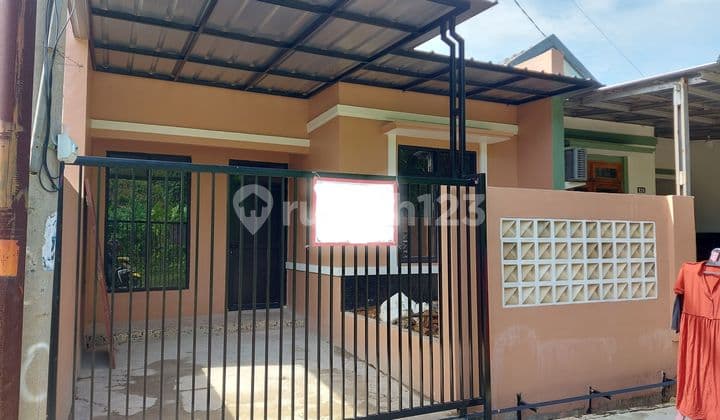 Rumah Dijual Di Dalam Cluster, Lokasi Strategis, SHM. Dekat Pintu Tol Kukusan, Stasiun Kereta, Mall Pusat Belanja, Sekolah2, Rumah Sakit. Harga Boleh Diadu.