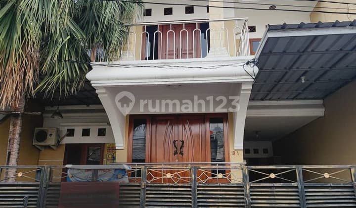 Dijual Rumah 2,5 Lantai Di Simprug, Jakarta Selatan
