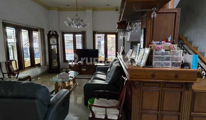 Rumah Muara Karang Hoek Bagus dan Rapi Juga