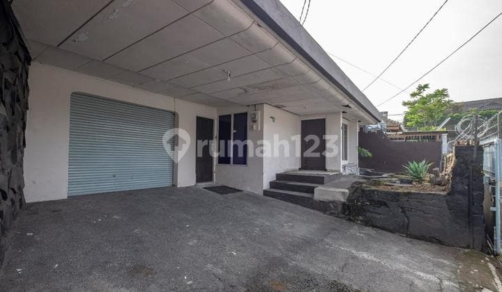 For Sale House in Lembah Sukaresmi Bandung
