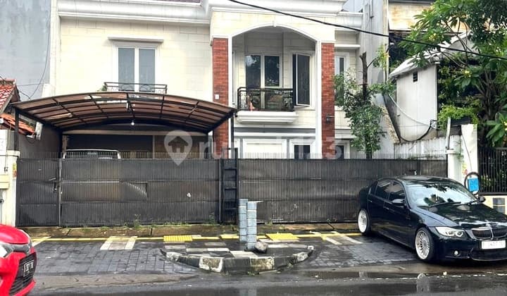 Disewakan Rumah Lokasi Strategis Senopati Cocok untuk Office/Klinik
