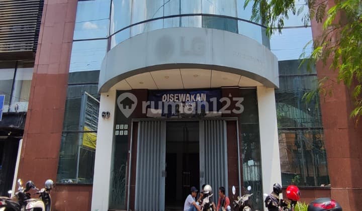 Disewakan Ruko Gandeng Cocok Utk Kantor/Usaha Area Fatmawati