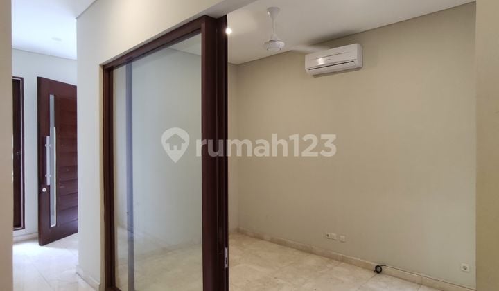 Disewakan Rumah Modern Minimalis Siap Huni Area Kemang Selatan