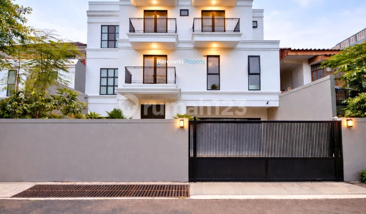 For Rent Modern Minimalist House Strategically Located in Senopati Area
