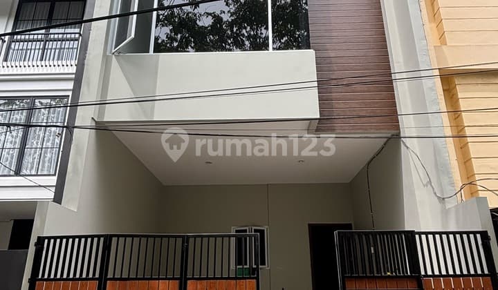 New House in Taman Ratu, West Jakarta