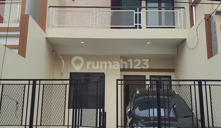 Rumah Second Terawat Di Duri Kepa Jakarta Barat