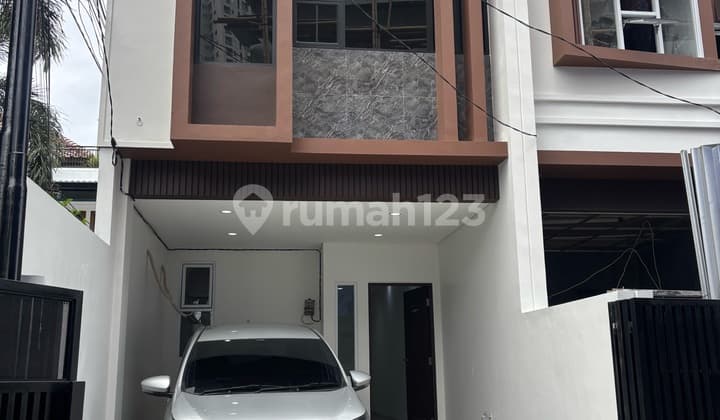 New Minimalist House in Tanjung Duren, West Jakarta