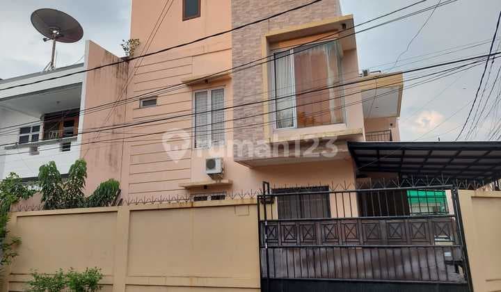 Rumah Sekond Di Duri Kepa Jakarta Barat