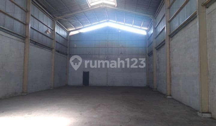 Gudang Siap Pakai, Murah dan Kantor 2 Lantai Parkir Luas Dekat Toll