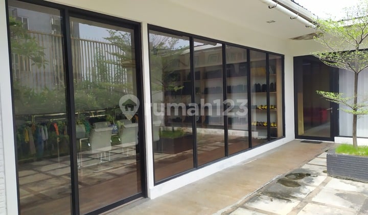 Ruko Gandeng 2 , 4lantai , Ada Lift , Plong , Siap Pakai , Terawat