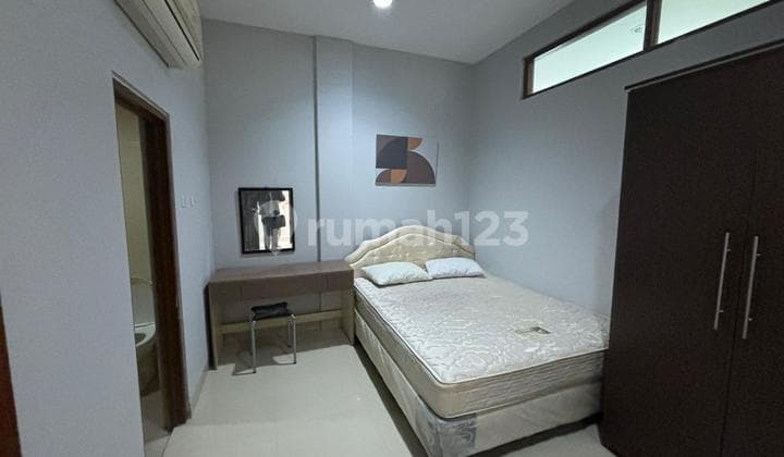 Kos Full , Jual , Dekat Grand Indonesia , Dekat Plaza Indonesia , 3 Lantai , 26 Kamar , Full , Harga Per Kamar, 3 Jutaan- 4 Jutaan , Bagus , Bersih , Terawat,