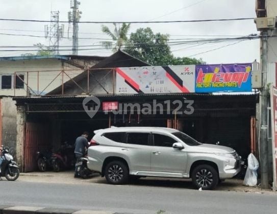 Dijual Rumah + Tempat Usaha Luas 334 m2 Nempel Jalan Raya Jkt - Bgr KM 28 Pasar Rebo