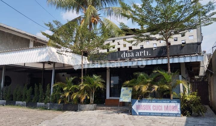 For Sale Business Space: Coffee Shop and Carwash in One Location