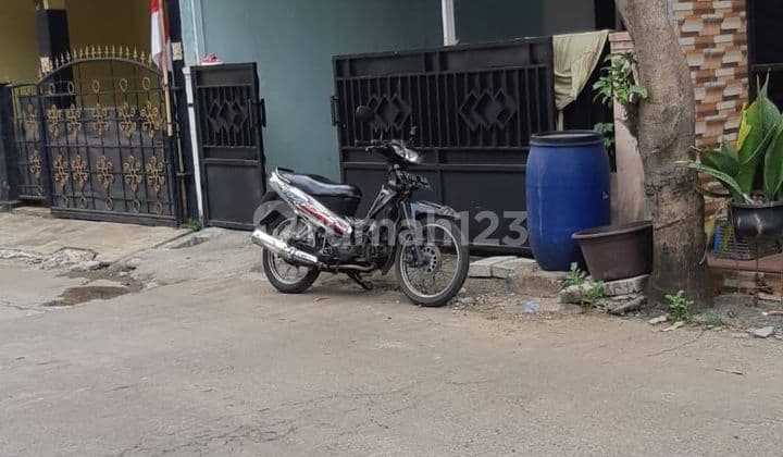 Dijual Rumah Pinggir Jalan Utama Perumahan Mega Sentul Alamanda Bogor Kabupaten